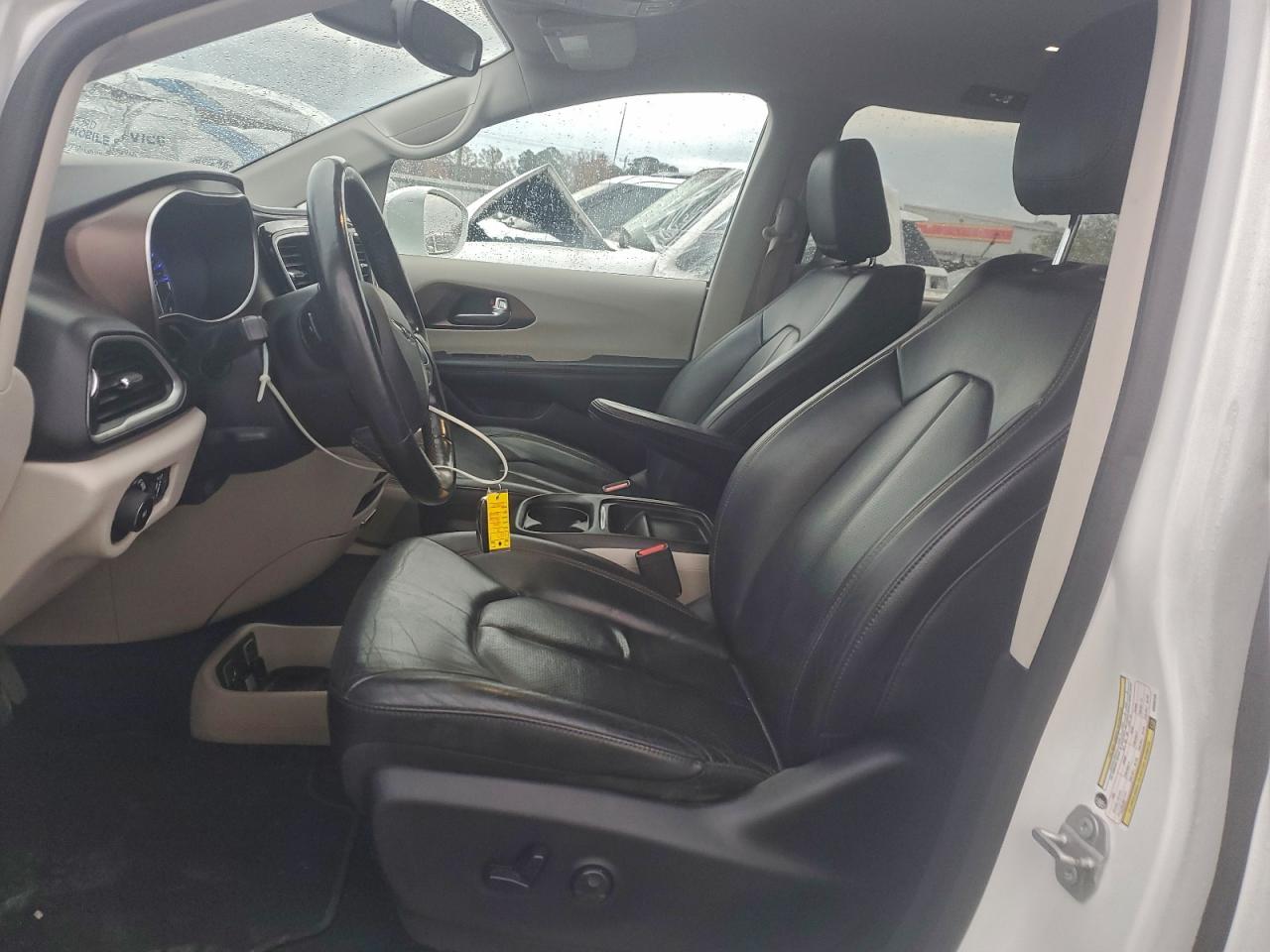 2019 Chrysler Pacifica Touring L VIN: 2C4RC1BG3KR680726 Lot: 93910755