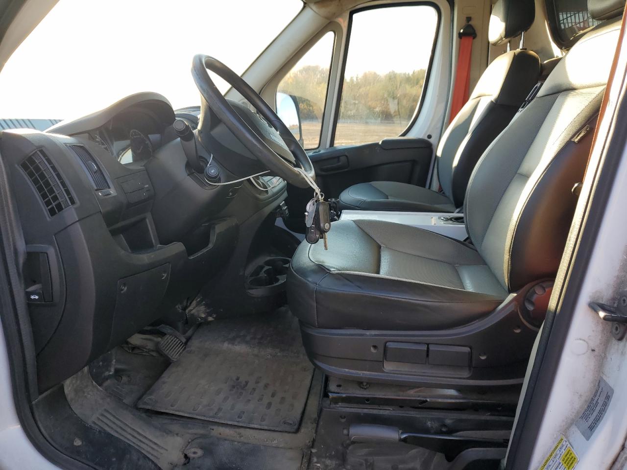 2016 Ram Promaster 1500 Utility / Service Van VIN: 3C6TRVAG4GE132893 Lot: 90918255