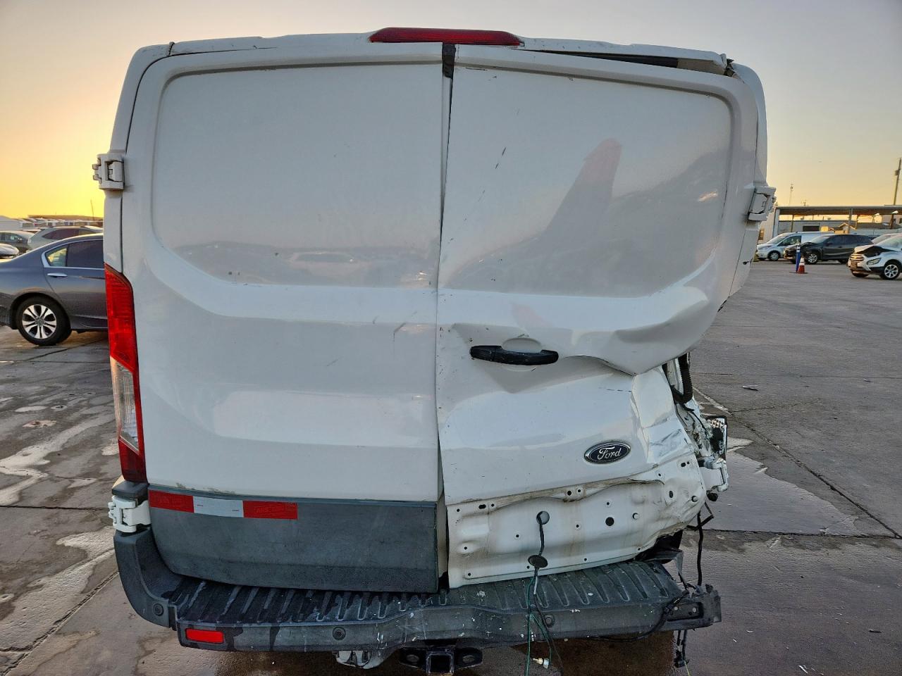 2016 Ford Transit T-150 Delivery Van VIN: 1FTYE1ZM9GKA89565 Lot: 90099965