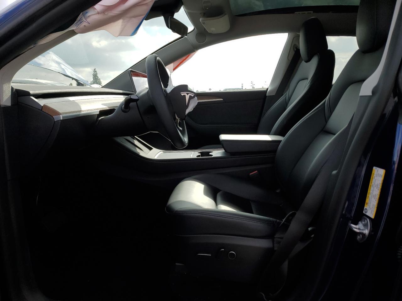 2023 Tesla Model Y VIN: 7SAYGDEE2PA112188 Lot: 93756395