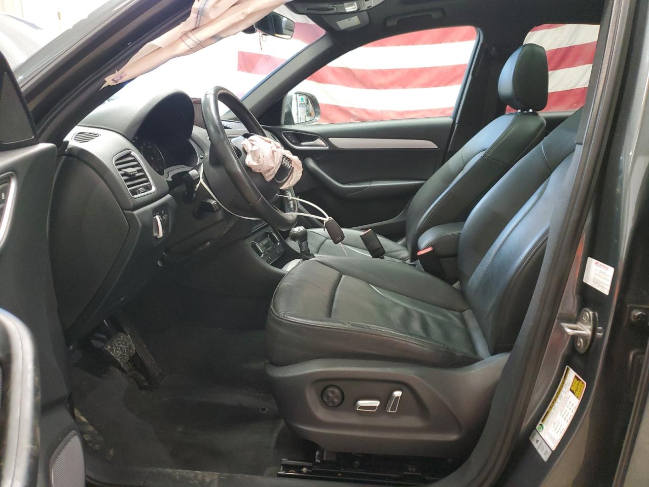 2018 Audi Q3 Premium VIN: WA1ECCFS8JR027039 Lot: 93391095