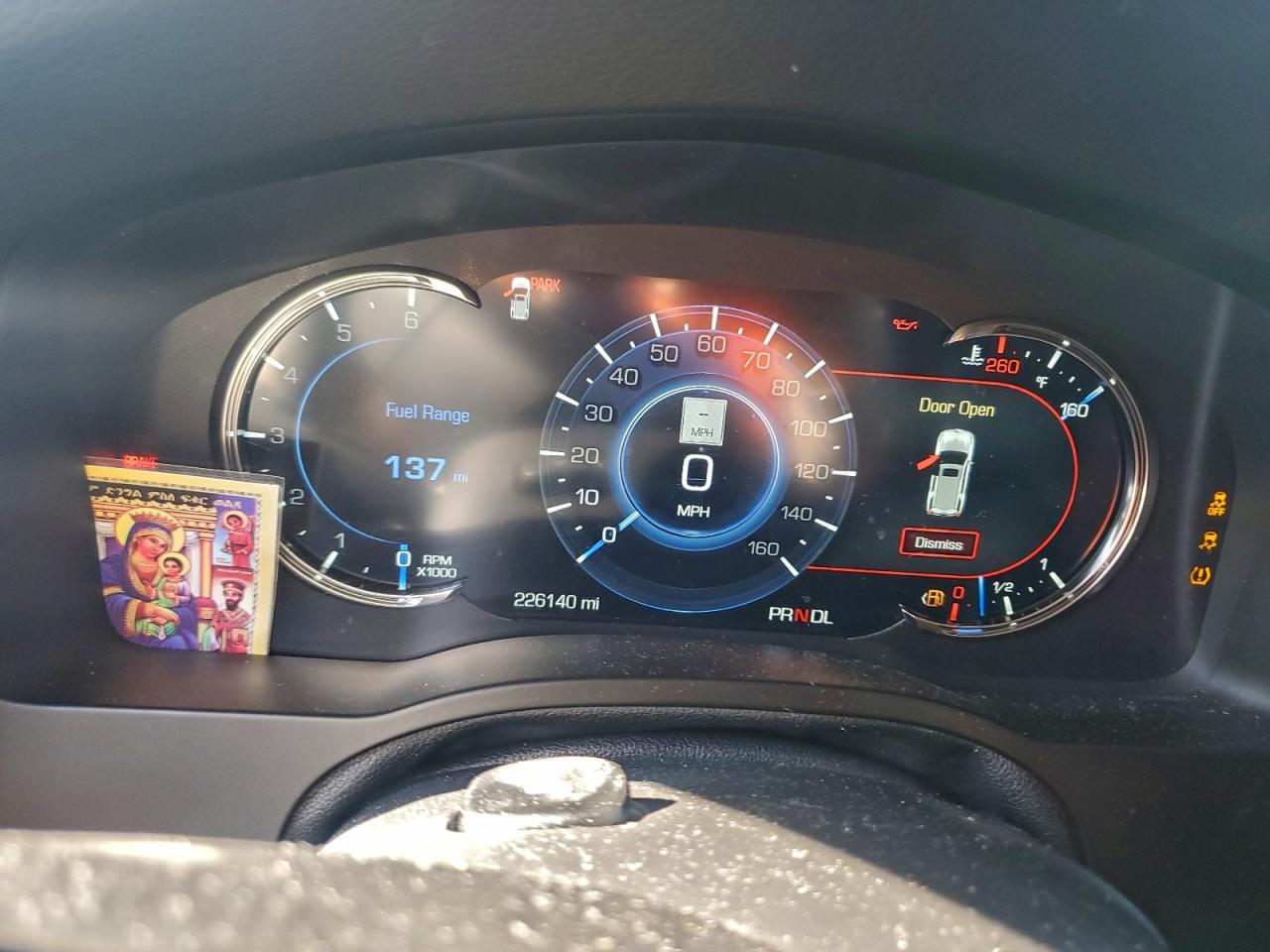 2019 Cadillac Escalade Luxury VIN: 1GYS4BKJ1KR137777 Lot: 94124045