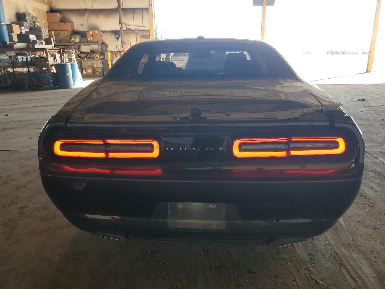 2018 Dodge Challenger Sxt VIN: 2C3CDZAG2JH327938 Lot: 91623545