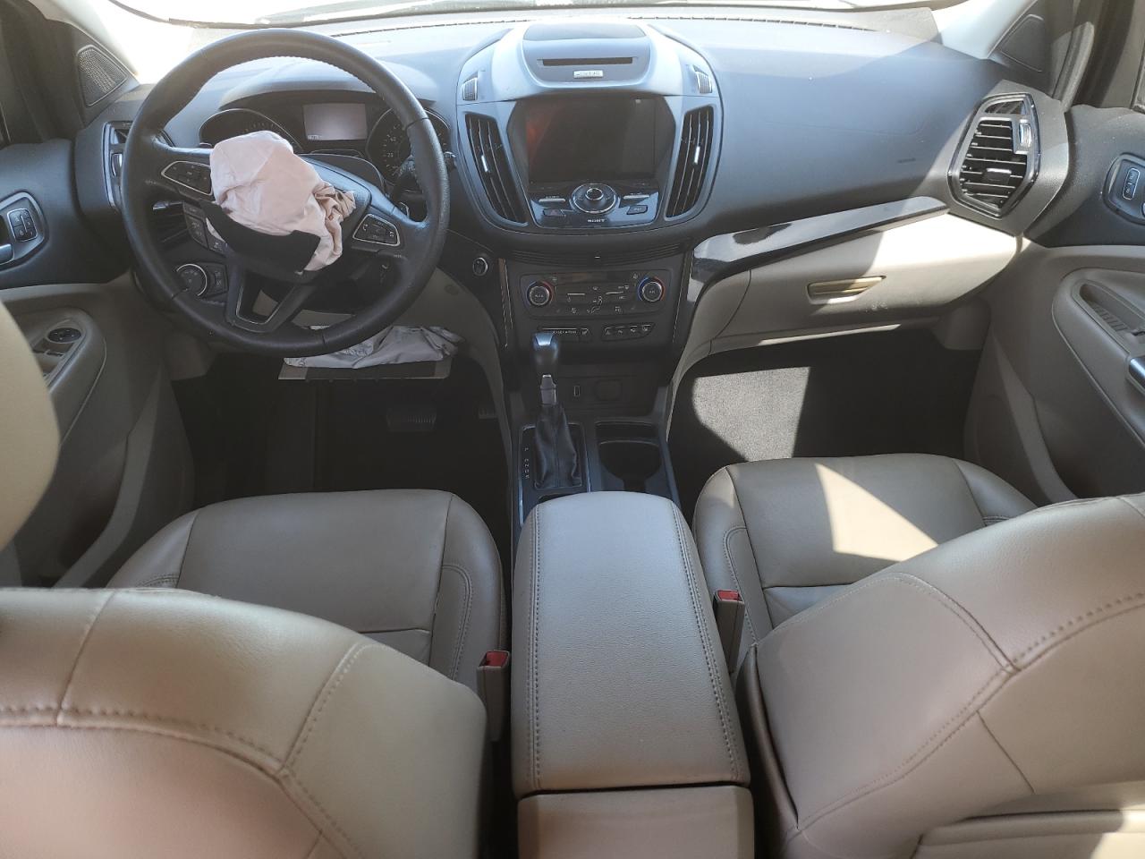 2017 Ford Escape Titanium VIN: 1FMCU0J97HUC60569 Lot: 92459395