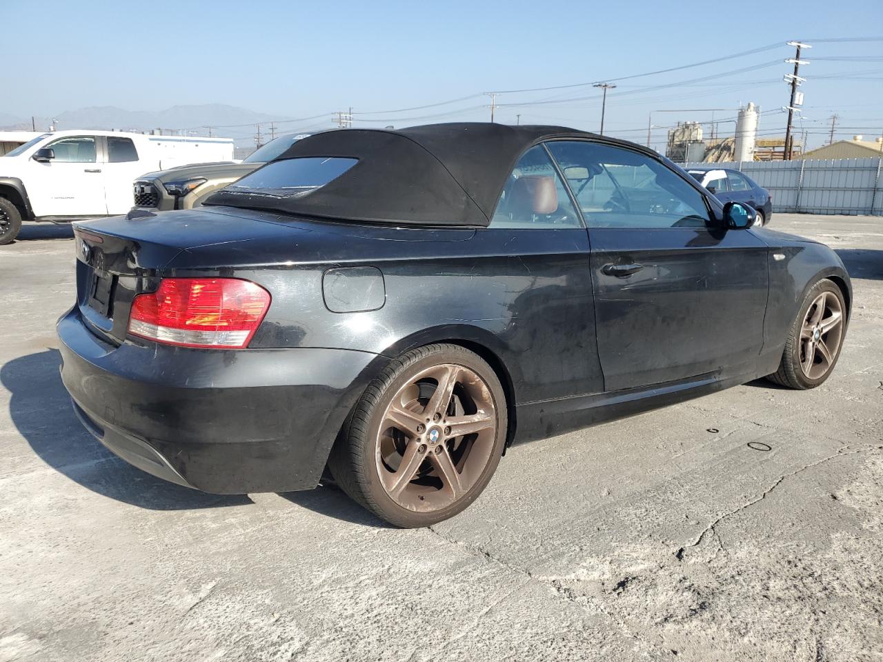 Фото: WBAUN93578VF56402