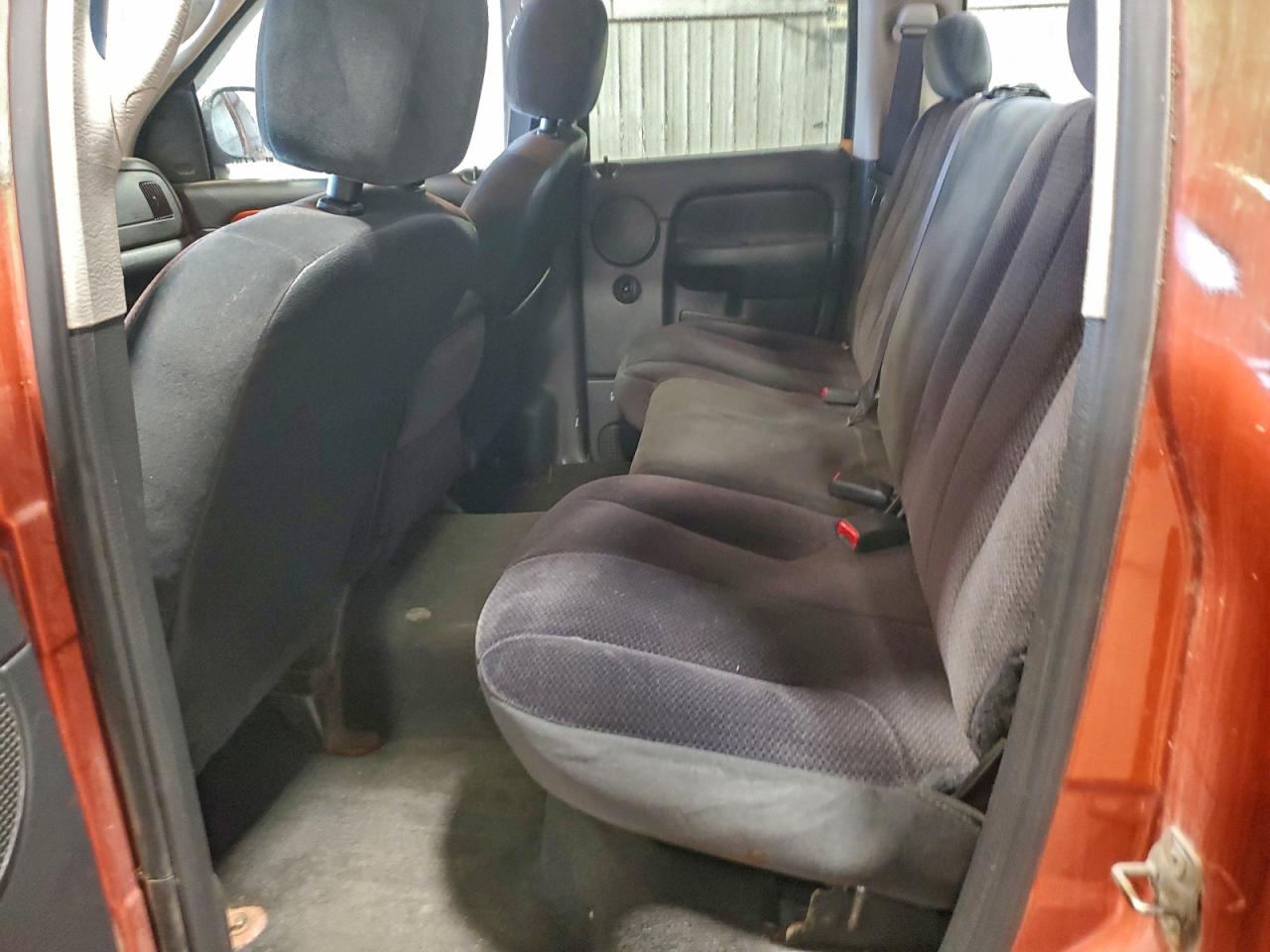 2005 Dodge Ram 1500 St VIN: 1D7HU18D95J626805 Lot: 93639205