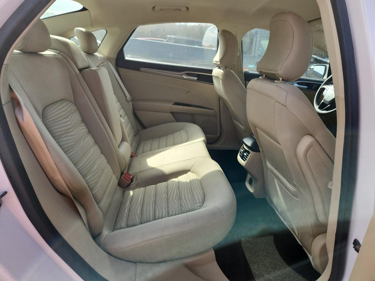 2016 Ford Fusion Se VIN: 3FA6P0HD8GR376331 Lot: 92934805