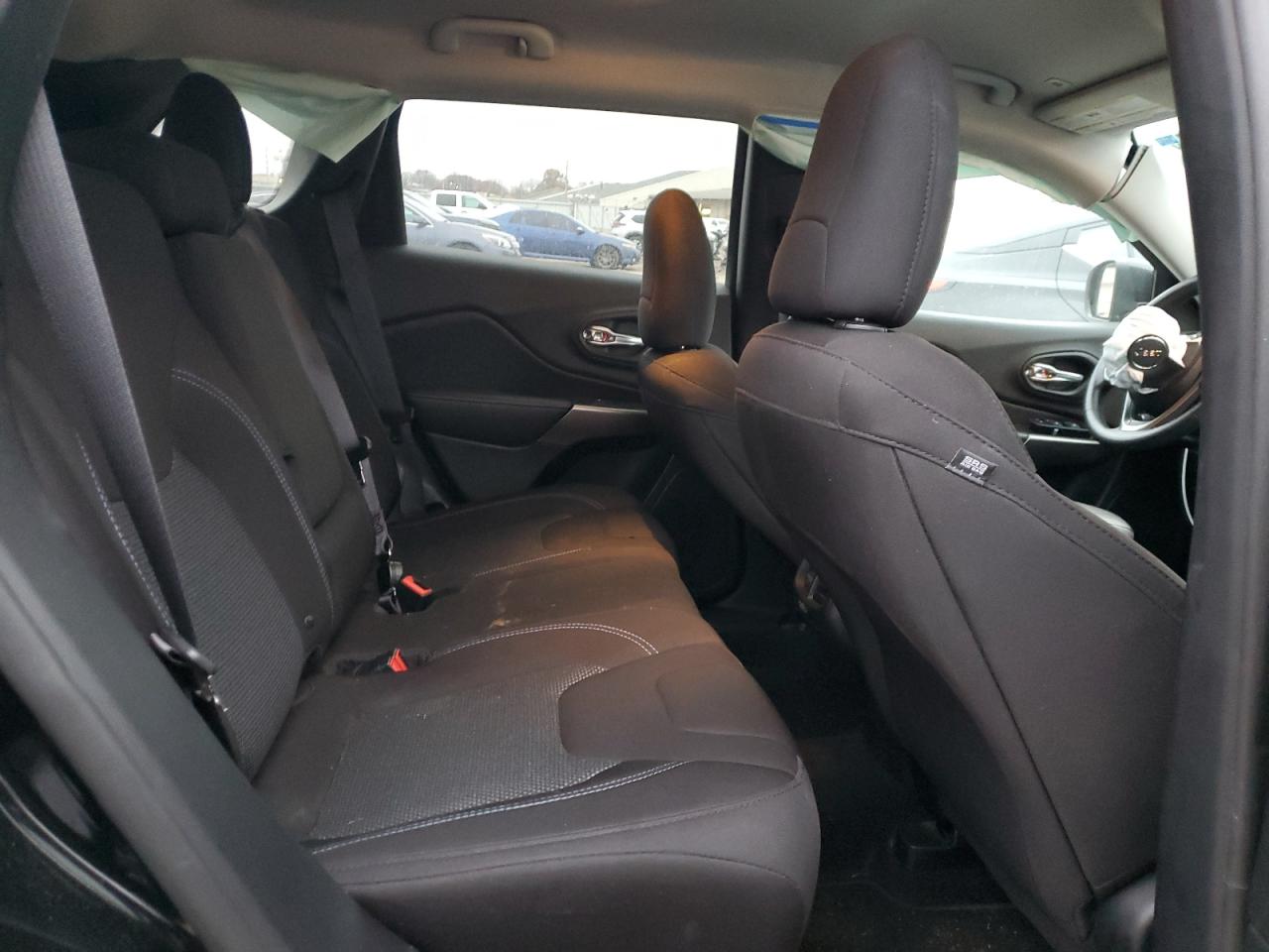 2019 Jeep Cherokee Latitude VIN: 1C4PJLCB8KD457953 Lot: 93650085