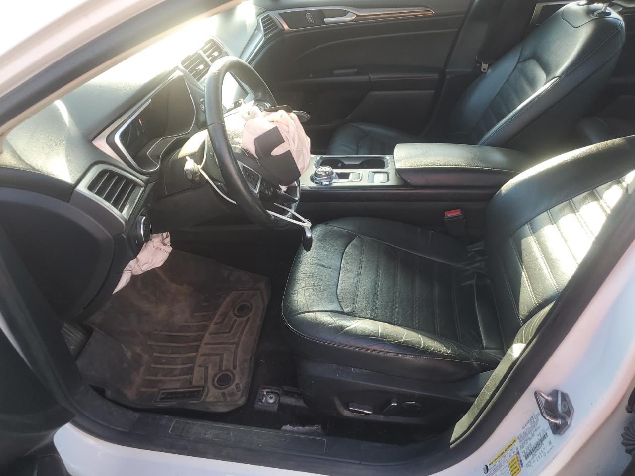 2017 Ford Fusion Se VIN: 3FA6P0HD8HR305423 Lot: 92041485