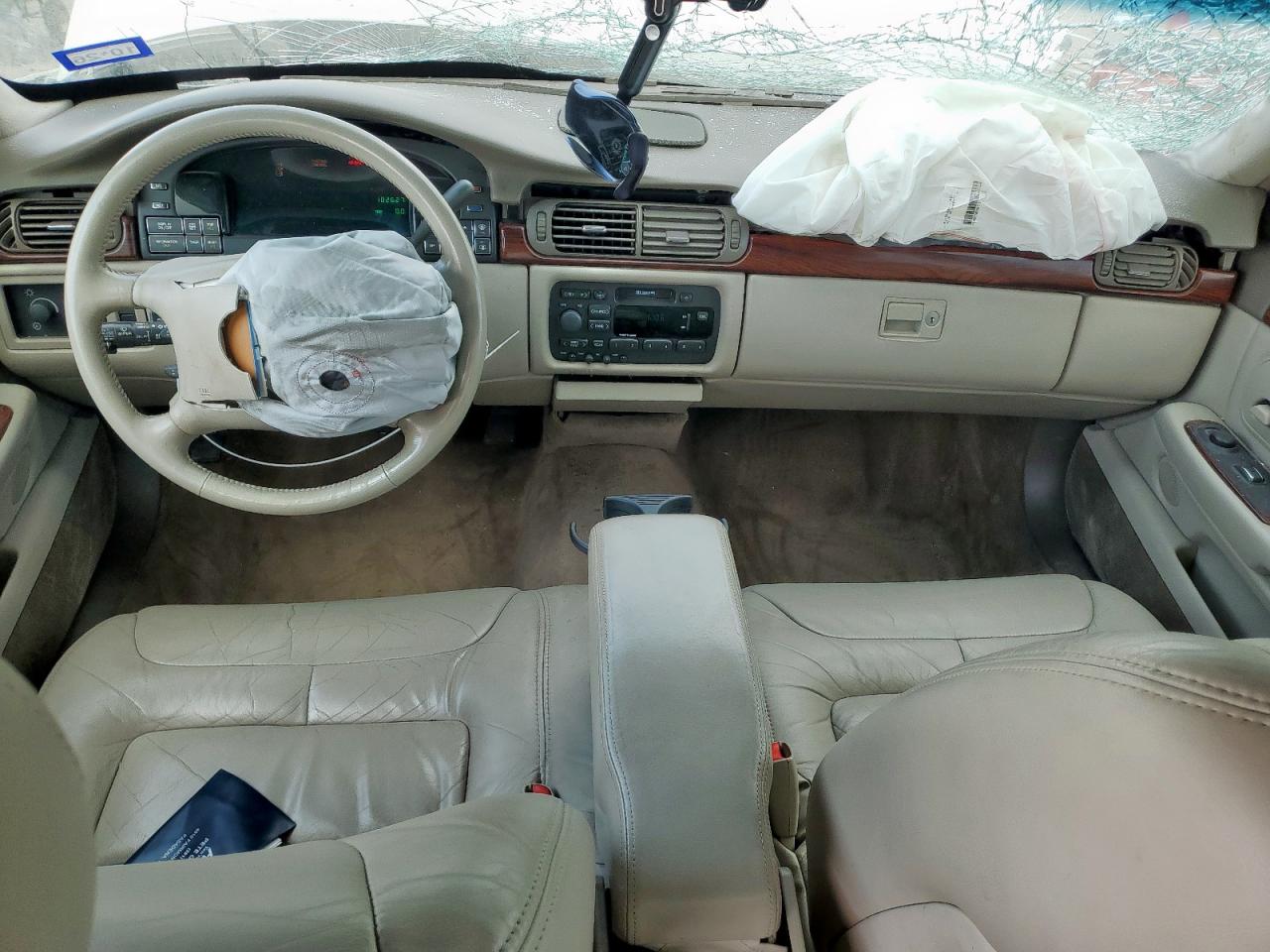 1998 Cadillac Deville VIN: 1G6KD54Y4WU726586 Lot: 93610575