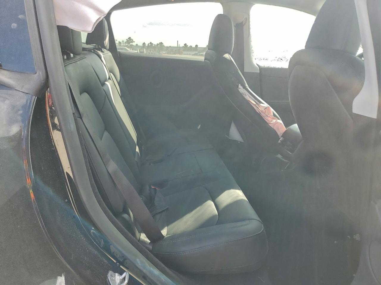 2023 Tesla Model Y VIN: 7SAYGDEE5PA184776 Lot: 93964905