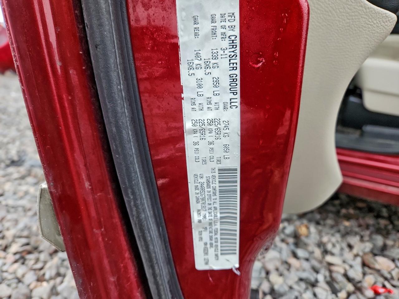 2011 Chrysler Town & Country Touring VIN: 2A4RR5DG7BR701817 Lot: 94025055