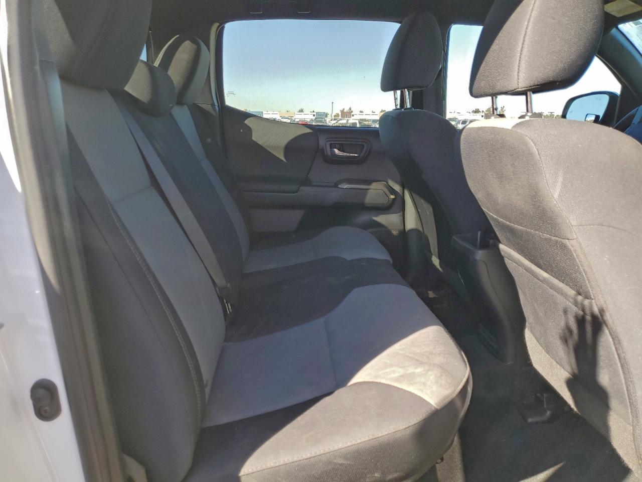 2021 Toyota Tacoma Double Cab VIN: 3TMCZ5AN6MM402862 Lot: 93663995