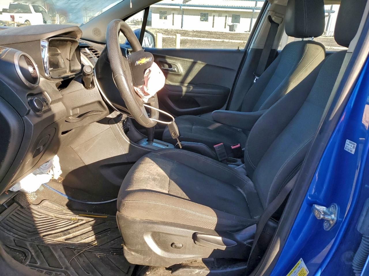 2015 Chevrolet Trax Ls VIN: KL7CJKSBXFB196527 Lot: 93937255