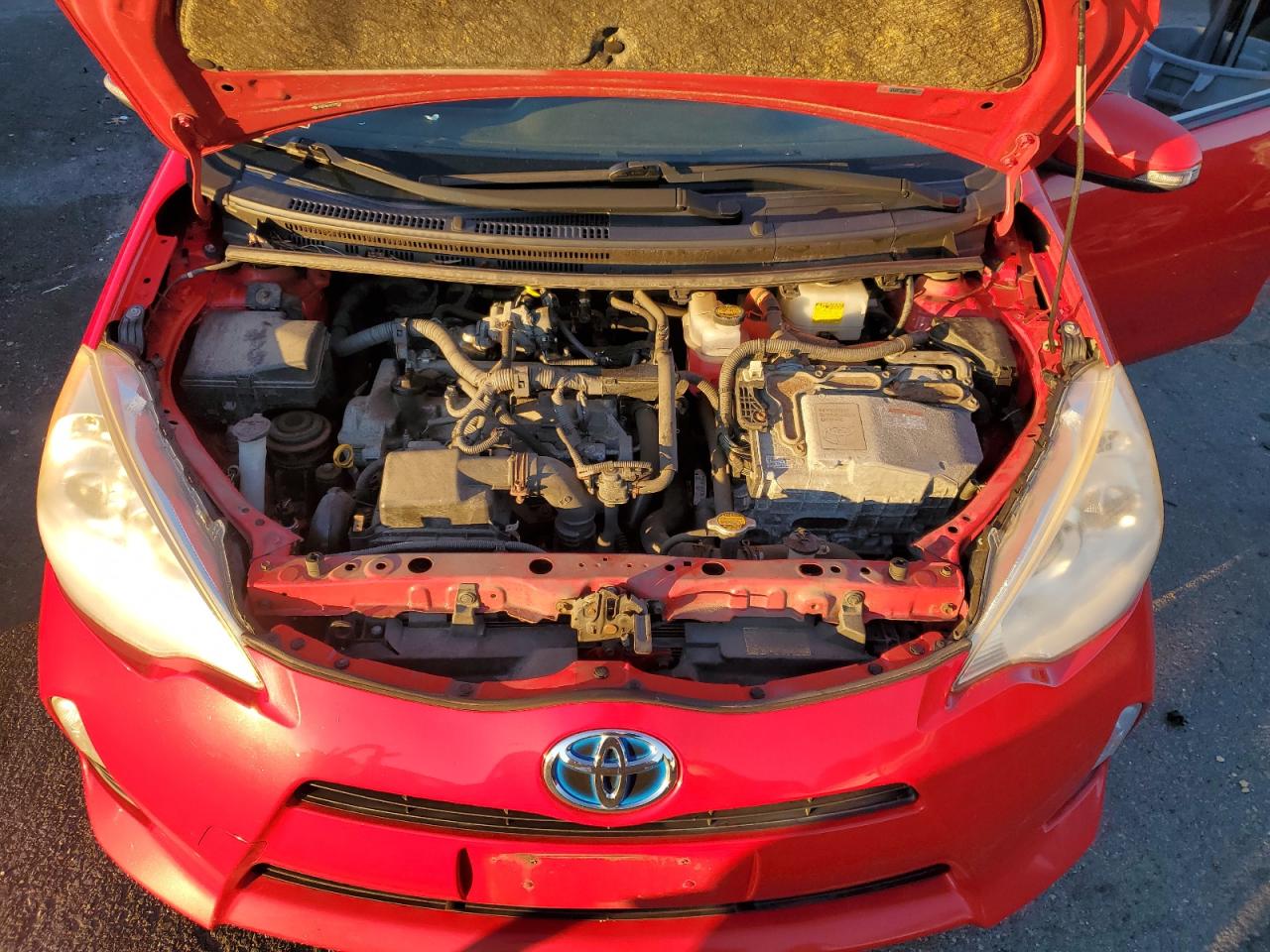 2013 Toyota Prius C VIN: JTDKDTB39D1537374 Lot: 93536175