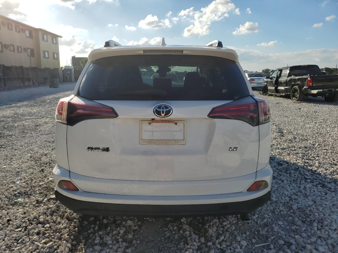 2017 Toyota Rav4 Le VIN: JTMZFREV9HJ140018 Lot: 93187465