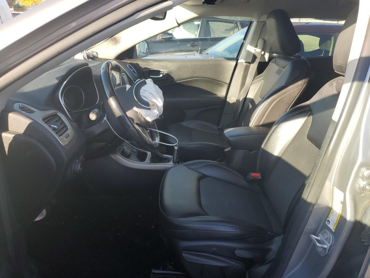 2019 Jeep Compass Latitude VIN: 3C4NJDBB2KT839291 Lot: 91890625