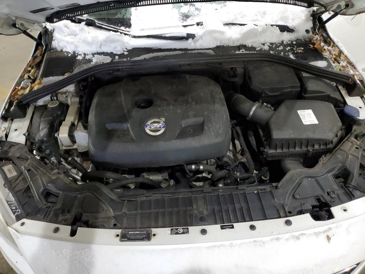 2015 Volvo S60 Premier VIN: YV140MFB8F1316602 Lot: 92266305