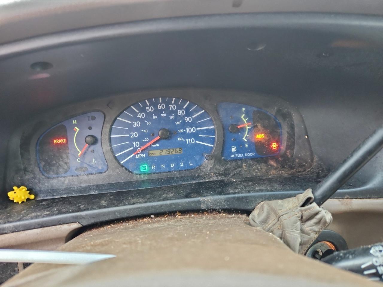 2002 Toyota Sienna Ce VIN: 4T3ZF19C22U437697 Lot: 93369725