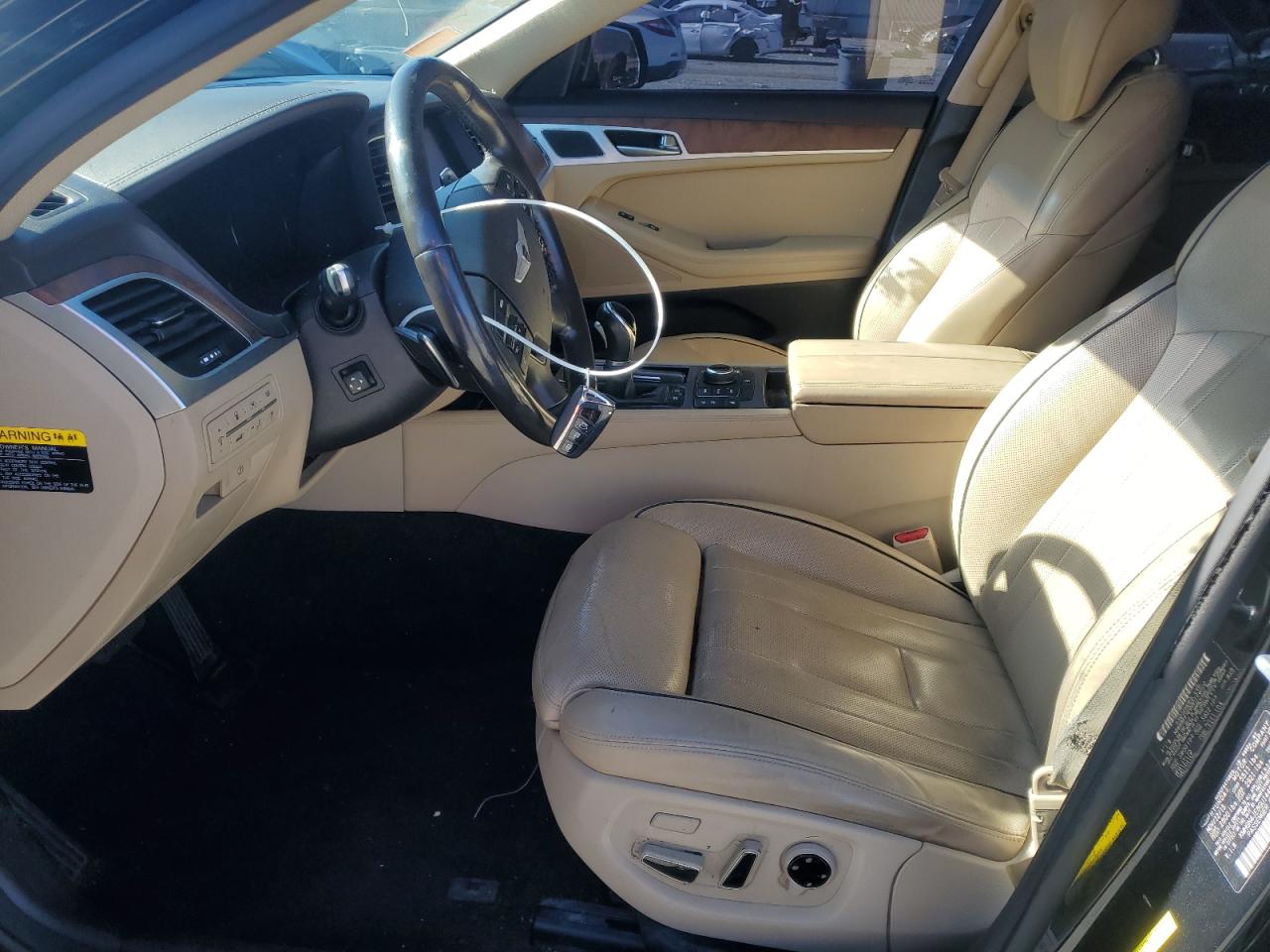 2016 Hyundai Genesis 3.8L VIN: KMHGN4JE8GU144055 Lot: 92395765