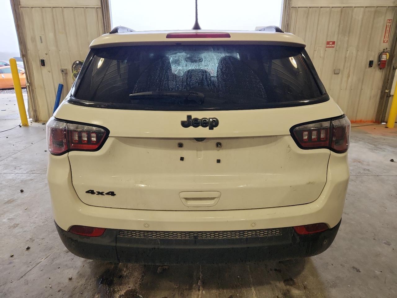2019 Jeep Compass Sport VIN: 3C4NJDAB7KT689499 Lot: 92584615