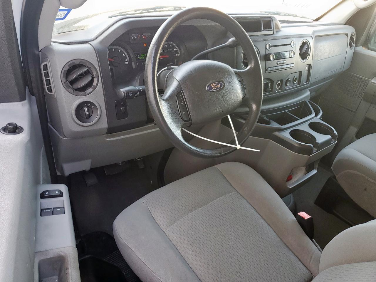 2009 Ford Econoline E350 Super Duty Wagon VIN: 1FBNE31L69DA22497 Lot: 92700865