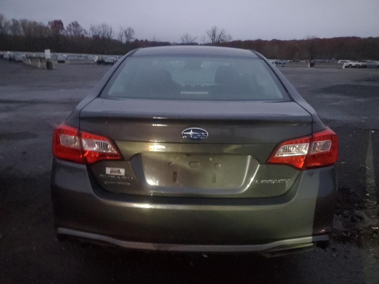 2018 Subaru Legacy 2.5I VIN: 4S3BNAB67J3005570 Lot: 92006125
