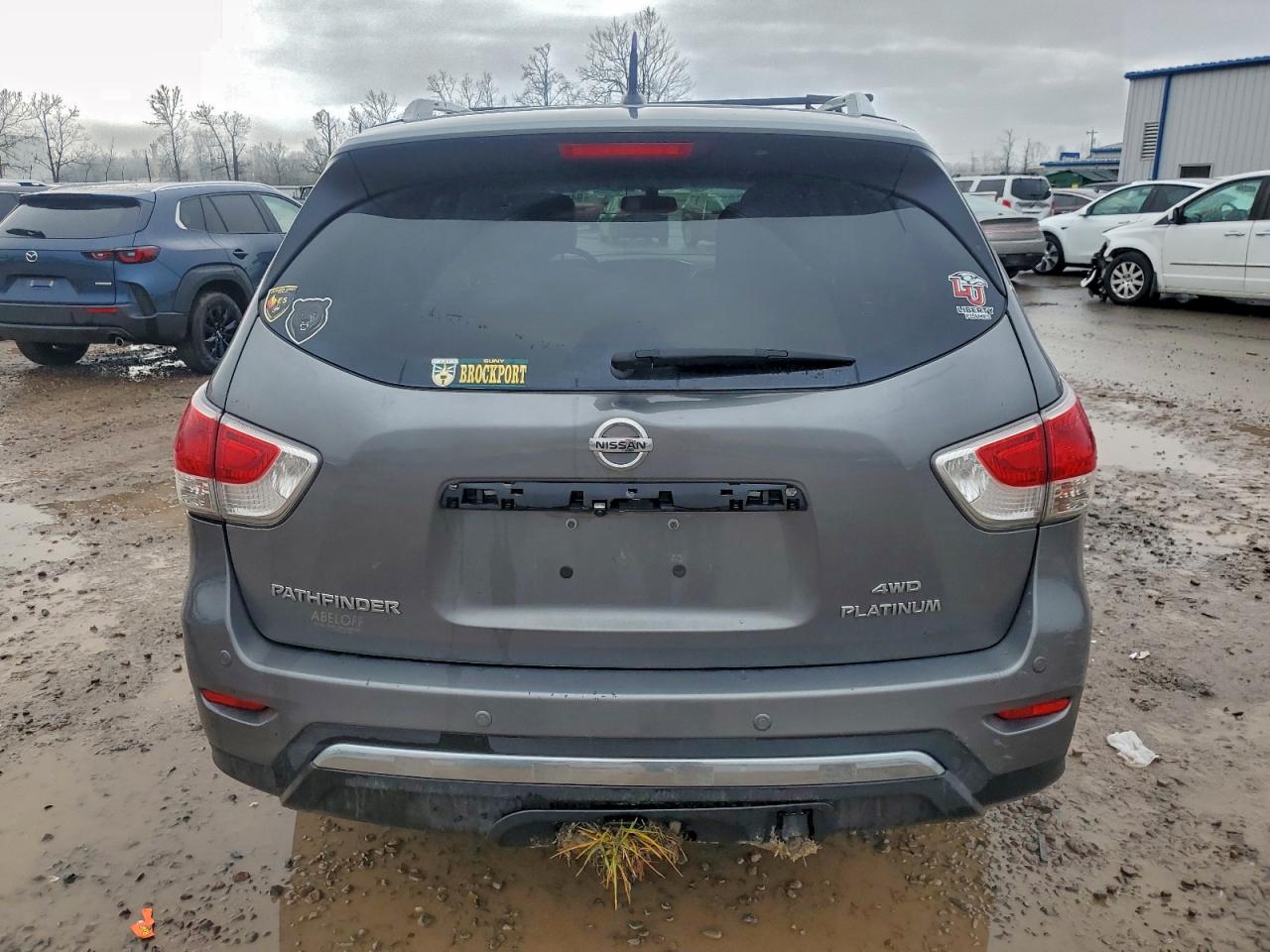 2015 Nissan Pathfinder S VIN: 5N1AR2MM3FC689831 Lot: 94051955