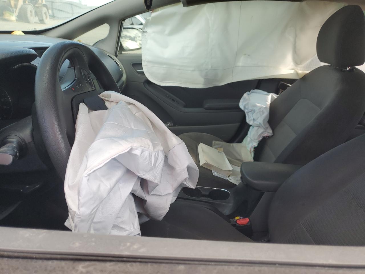 2017 Kia Forte Lx VIN: 3KPFK4A77HE058049 Lot: 93303205