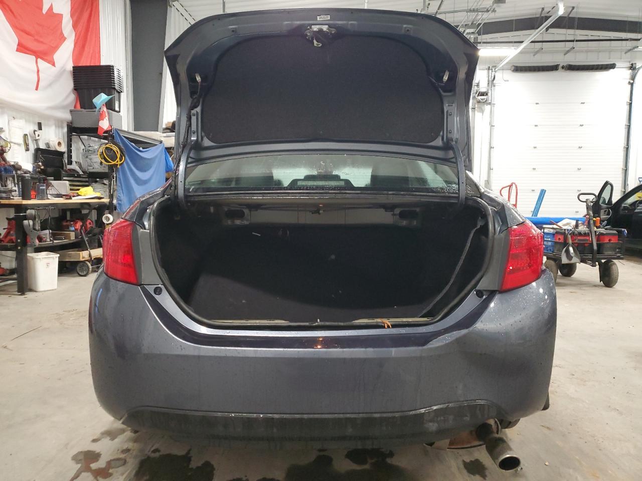 2018 Toyota Corolla L VIN: 2T1BURHE1JC050477 Lot: 91566685