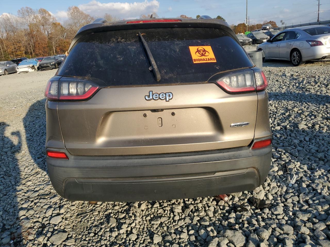 2019 Jeep Cherokee Latitude Plus VIN: 1C4PJLLB9KD185414 Lot: 91797395