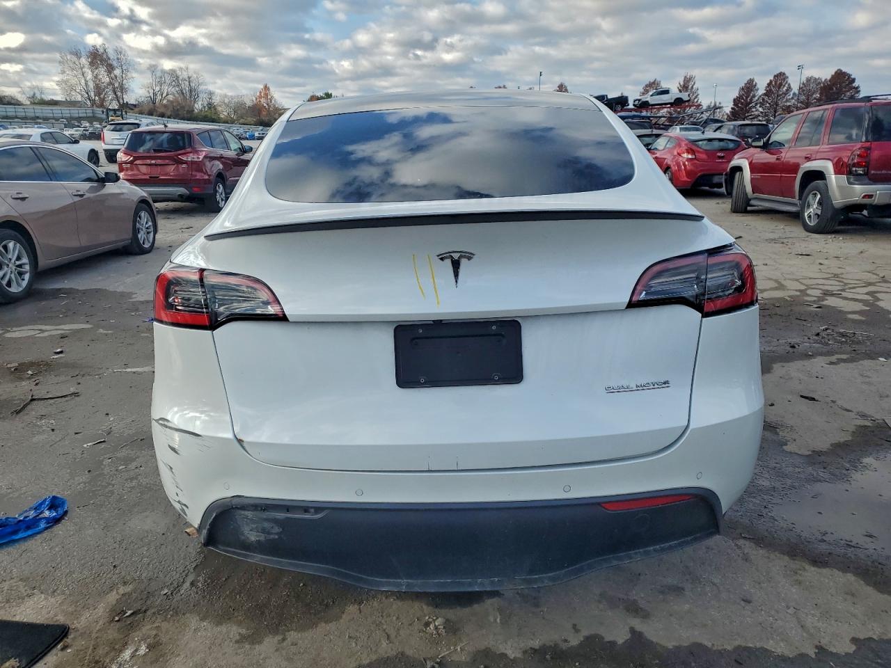 2021 Tesla Model Y VIN: 5YJYGDEF4MF079442 Lot: 94230405