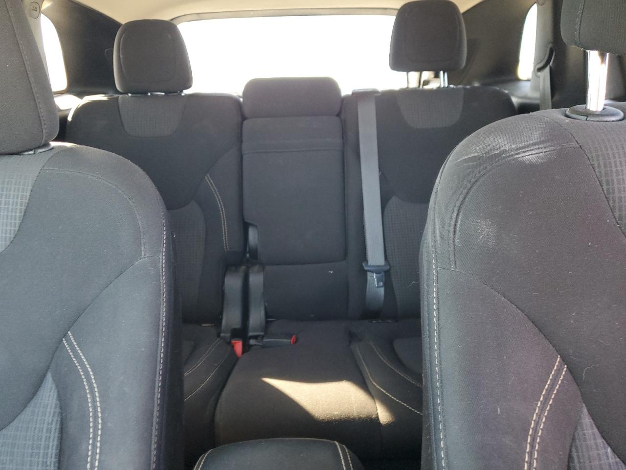 2016 Jeep Cherokee Latitude VIN: 1C4PJMCB3GW290323 Lot: 91287995