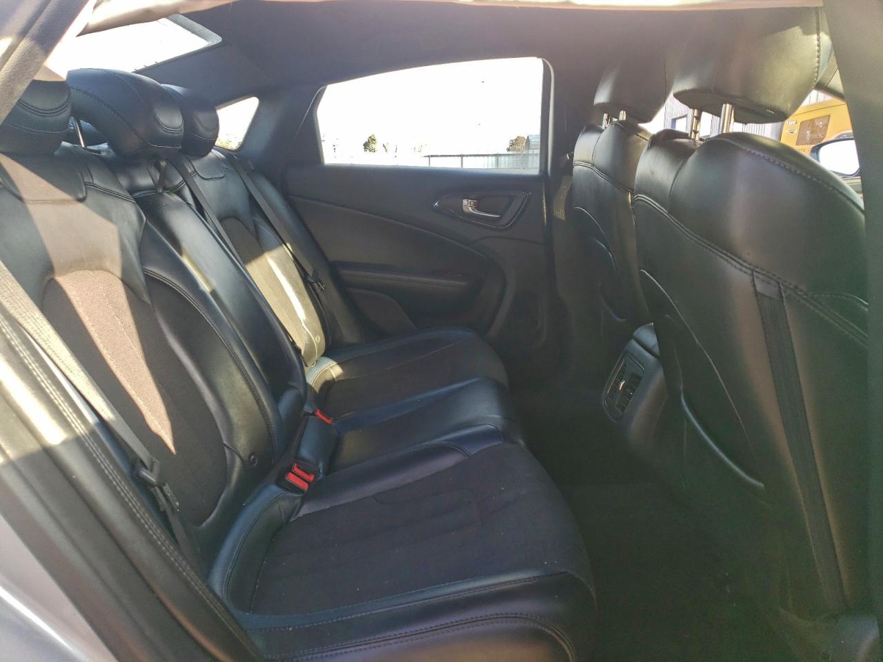 2015 Chrysler 200 S VIN: 1C3CCCBB0FN751720 Lot: 94594545