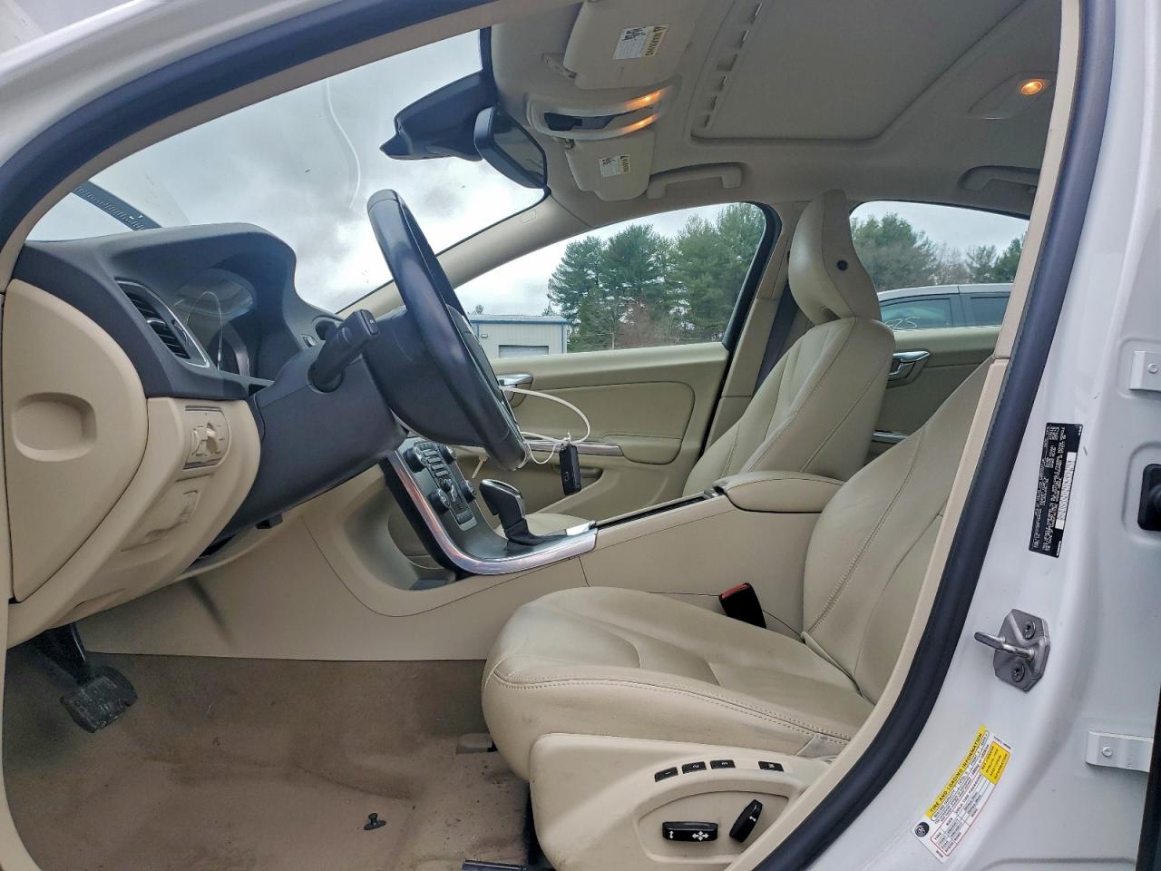 2015 Volvo S60 Premier VIN: YV1612TB0F1305155 Lot: 94590145