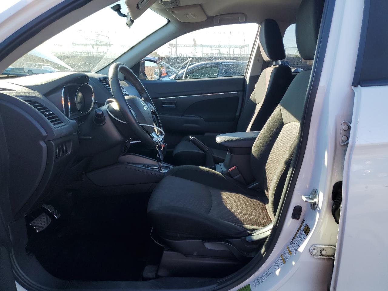 2018 Mitsubishi Outlander Sport Es VIN: JA4AP3AU5JZ024238 Lot: 92053025