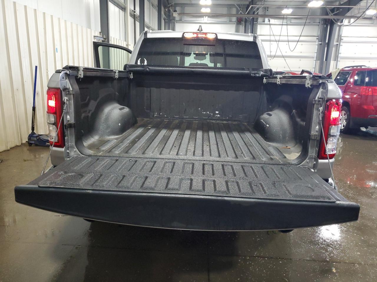 2020 Ram 1500 Big Horn/Lone Star VIN: 1C6SRFFT3LN182794 Lot: 92525865