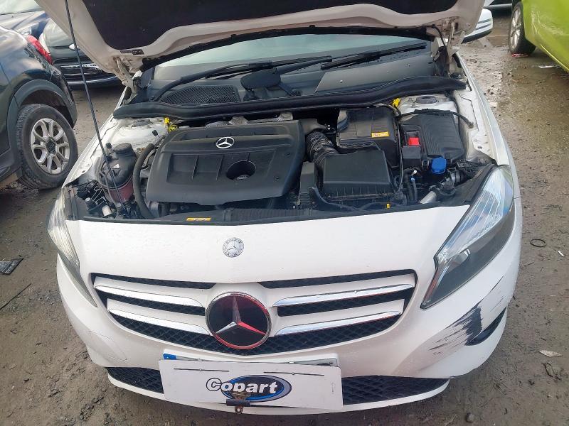 2015 MERCEDES-BENZ A CLASS A180 CDI ECO SE 5DR