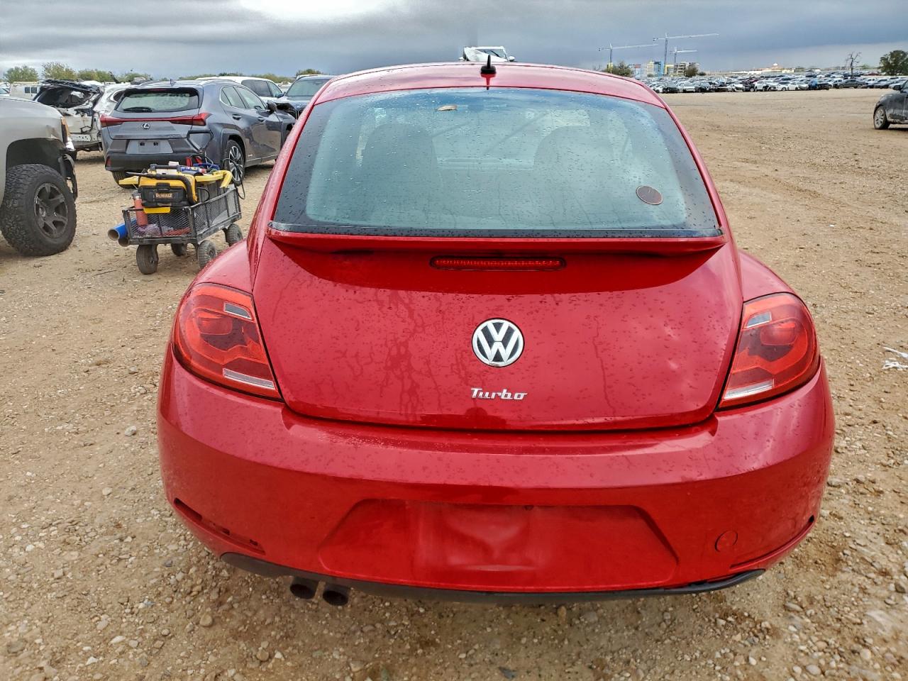 2016 Volkswagen Beetle 1.8T VIN: 3VWF07AT1GM601367 Lot: 92286615