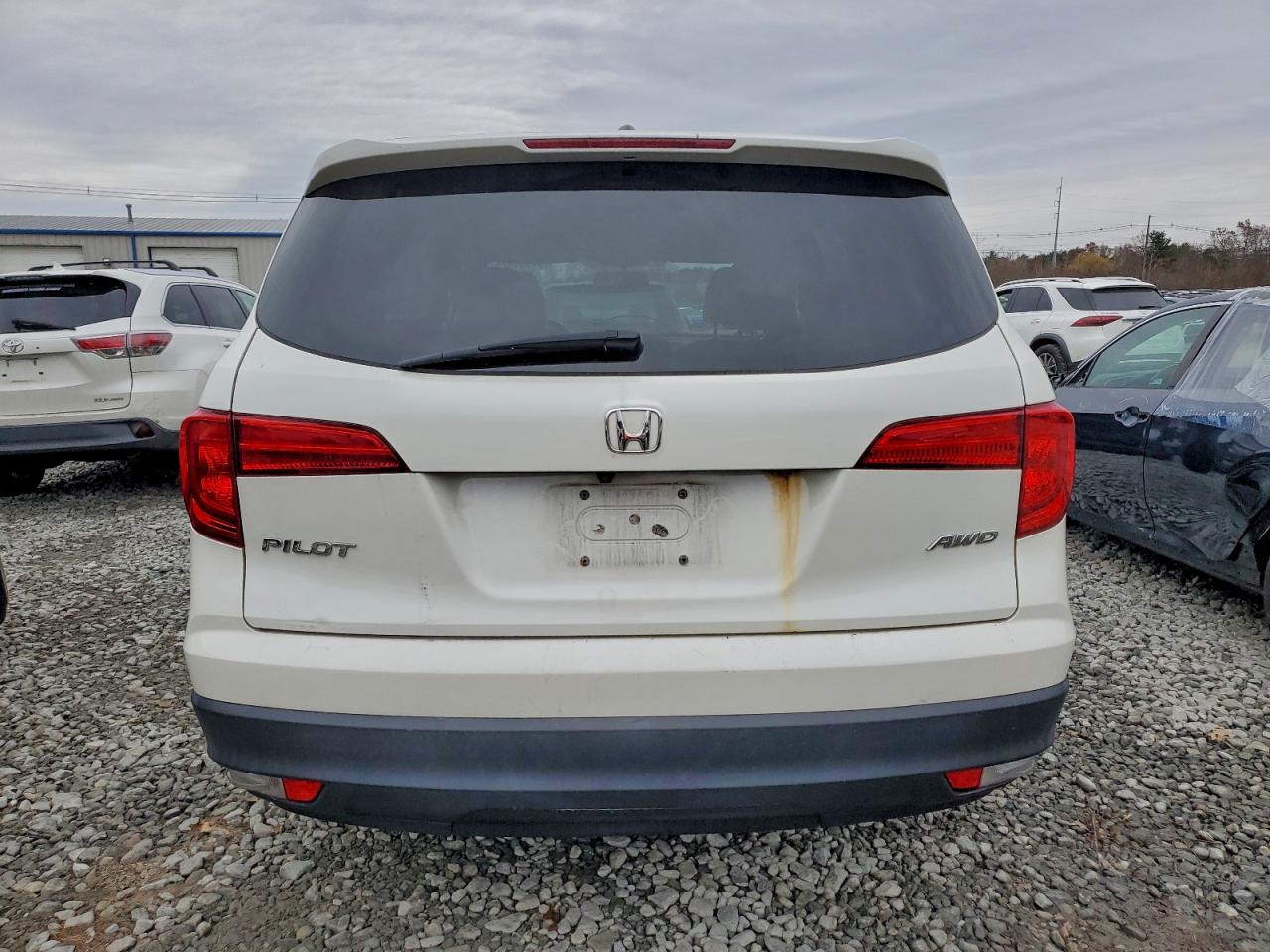 2017 Honda Pilot Exln VIN: 5FNYF6H73HB034288 Lot: 94161825