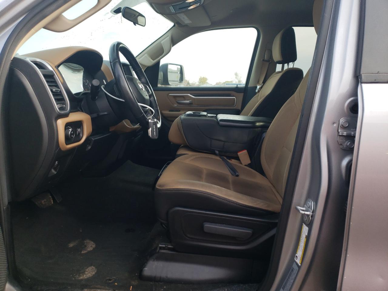 2020 Ram 1500 Big Horn/Lone Star VIN: 1C6SRFBT7LN215043 Lot: 93704985