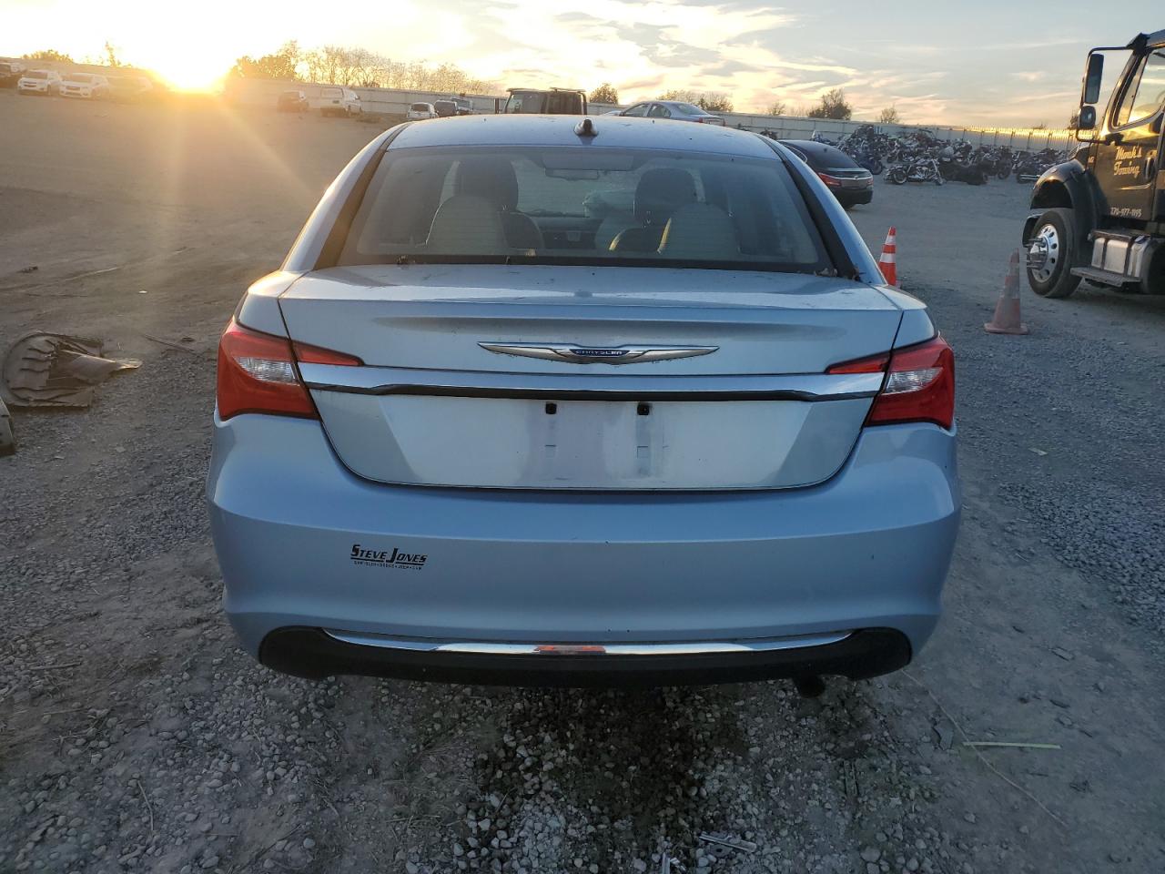 2012 Chrysler 200 Limited VIN: 1C3CCBCB0CN305670 Lot: 91468905