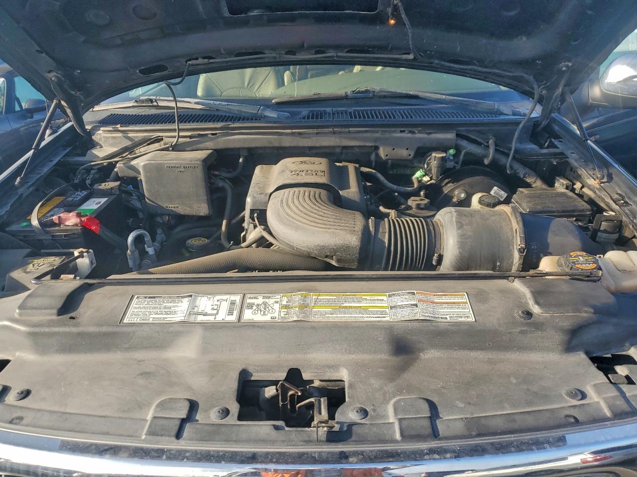 1998 Ford Expedition VIN: 1FMRU18W7WLB21900 Lot: 94532795