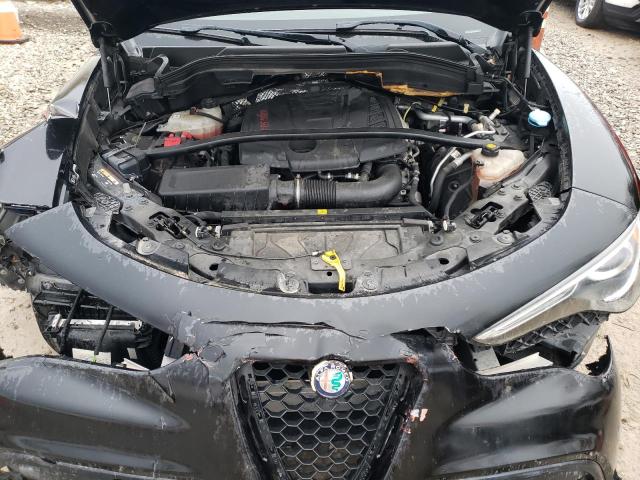  ALFA ROMEO STELVIO 2018 Чорний