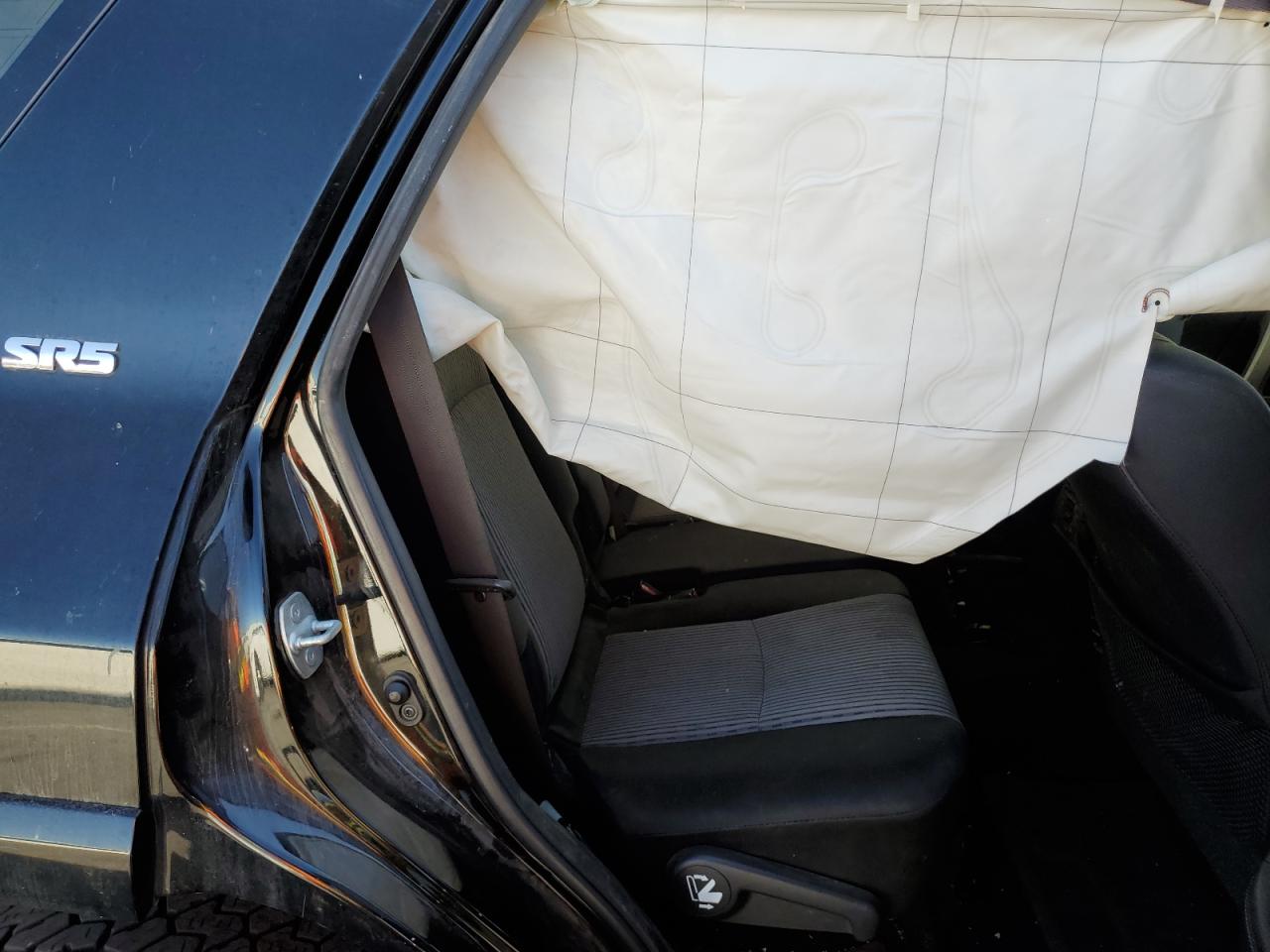 2014 Toyota 4Runner Sr5 VIN: JTEZU5JR3E5074489 Lot: 91680335