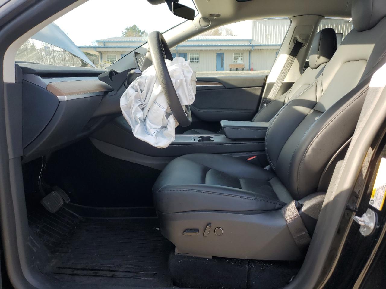 2023 Tesla Model Y VIN: 7SAYGDEE9PF847981 Lot: 92992665