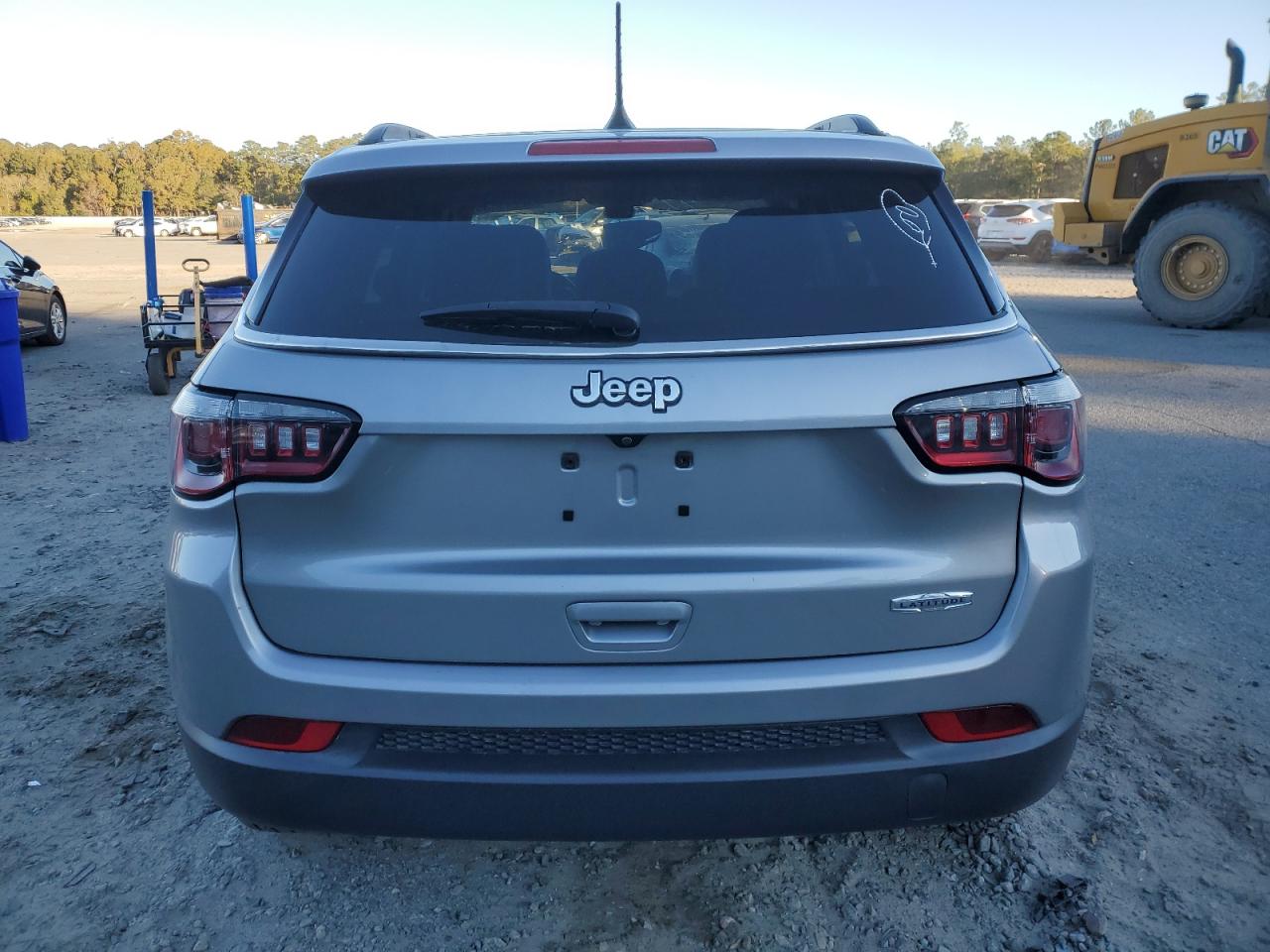 2019 Jeep Compass Latitude VIN: 3C4NJCBB3KT851587 Lot: 92249835