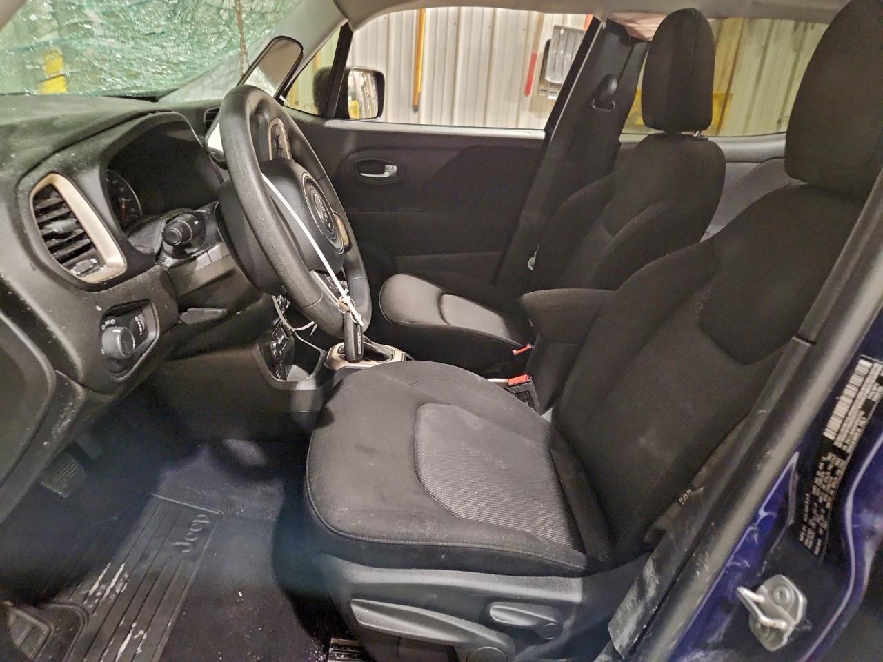 2017 Jeep Renegade Sport VIN: ZACCJBAB3HPE51743 Lot: 94297295