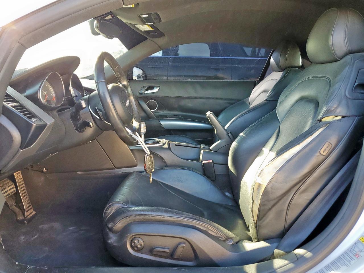 2011 Audi R8 4.2 Quattro VIN: WUAAUAFG7BN001335 Lot: 91852345