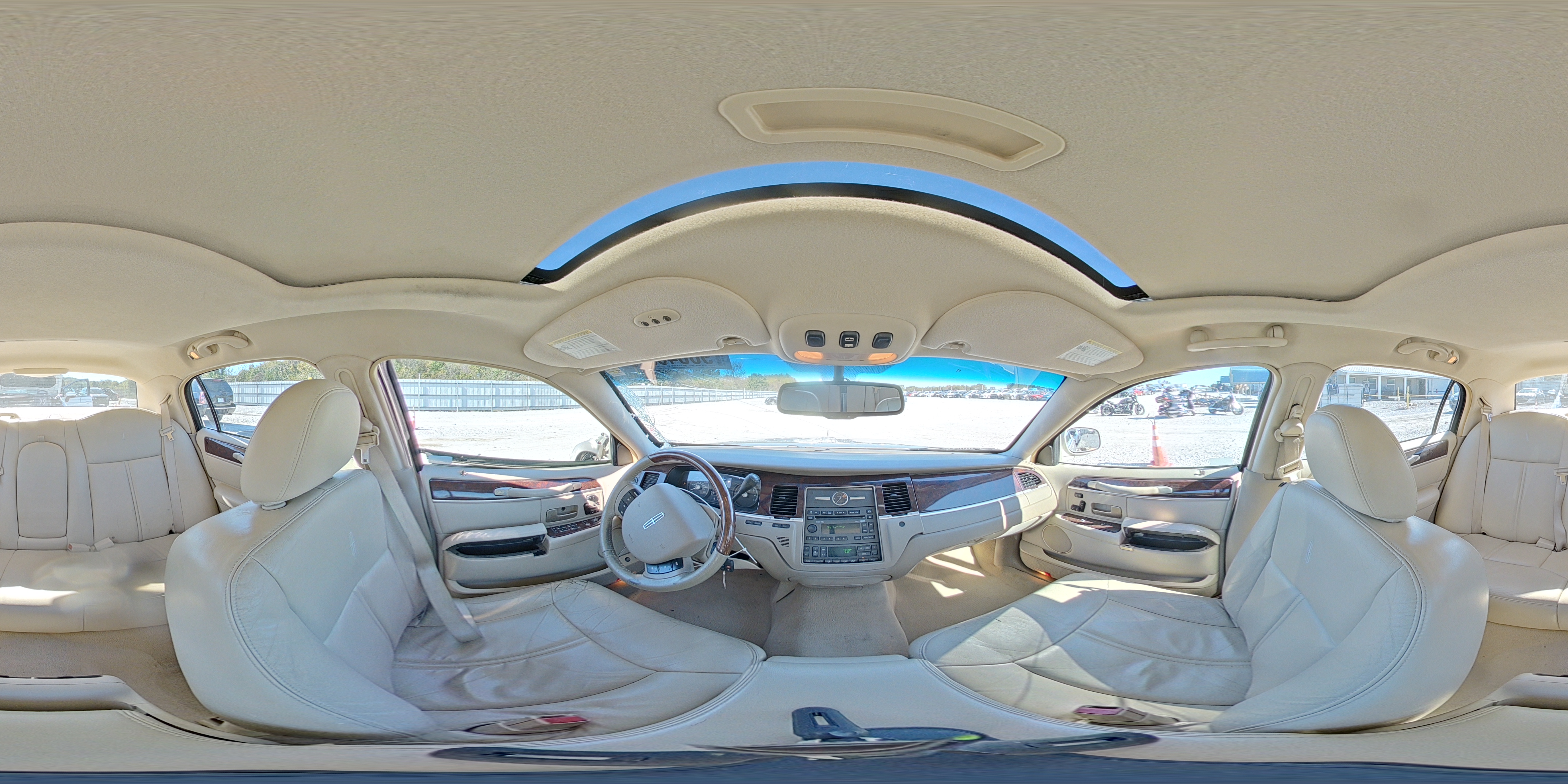 2006 Lincoln Town Car Signature Limited VIN: 1LNHM82V56Y643013 Lot: 90645035